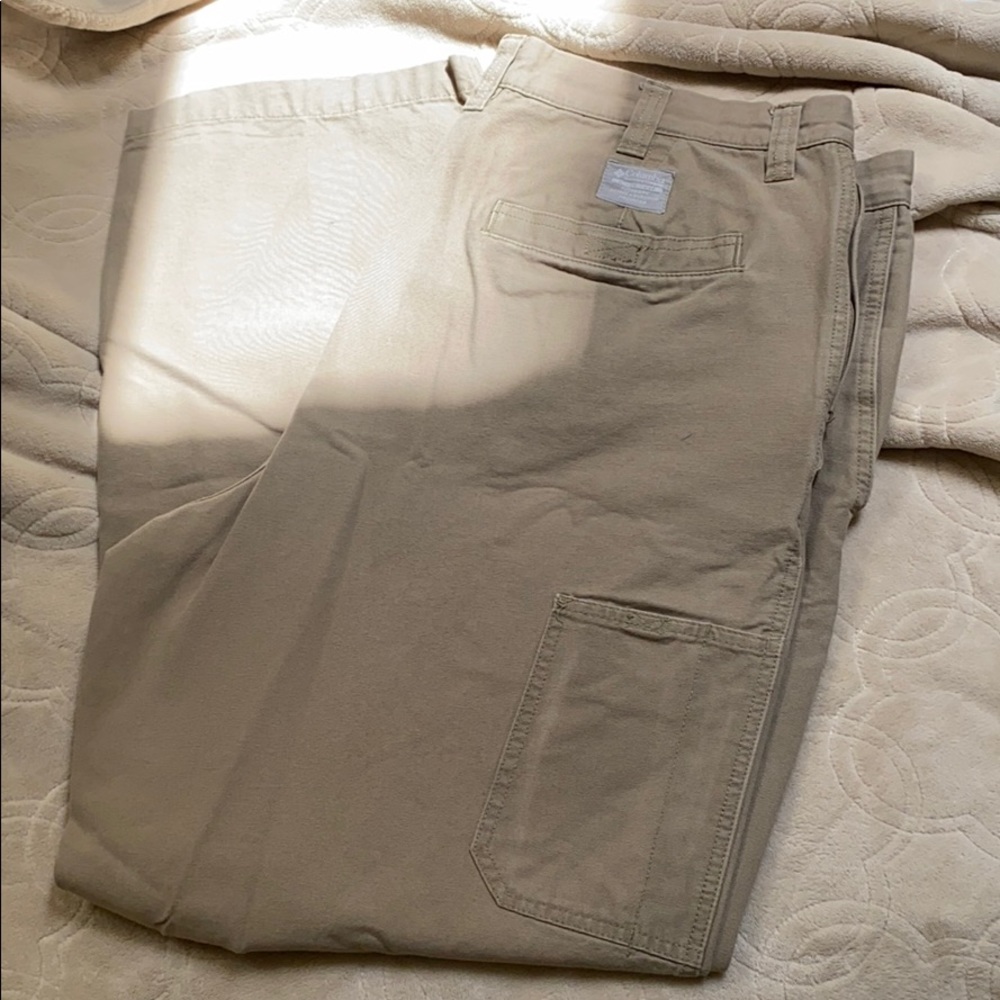 Columbia Omni-Shield pants size 40W/32L khaki
